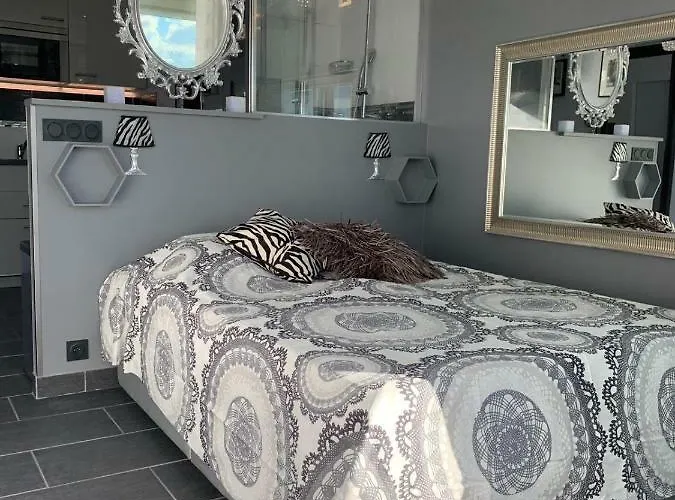 Diamant Naturiste * Agde